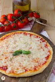 Ricette di bimby, pizza ai w�rstel e pizza al surimi dai migliori blog di ricette di cucina italiani. Pizza Senza Lievito Con Bicarbonato Anche Bimby Ricette Bimby