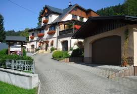 14 % 13 bis 7 tage vor anreisetag: Haus Sonnenschein In Neuhaus Am Rennweg Scheibe Alsbach Rennsteig Bei Hrs Holidays Gunstig Buchen