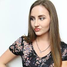 Jaime Cummings's Instagram, Twitter & Facebook