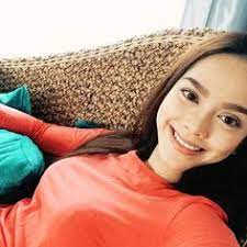 View latest posts and stories by @sariyanti sari yanti in instagram. 21 Sari Yanti Ideas Sari Fashion Celebs