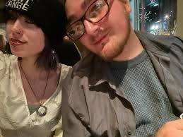 What are some unique wedding ideas and recommendations for a nature-based  wedding in Bend, Oregon?