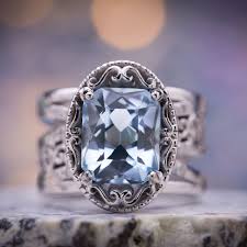 Having diamonds from the royal collection that princess diana wore makes the ring priceless, one expert told money. Aquamarine Engagement Rings Custommade Com