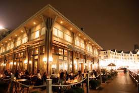 Türkische veranstaltung hochzeitssaal messe konzerte partys restaurants bar lokal geschäft Ironstate Development Pier Village
