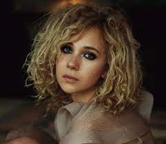 Juno Temple Joins Woody Allen S Fall Film Juno Temple Woman Movie Pretty Celebrities