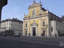 Check spelling or type a new query. Cresce La Paura Nel Bresciano A Orzinuovi 5 Funerali In Un Giorno Corriere Tv