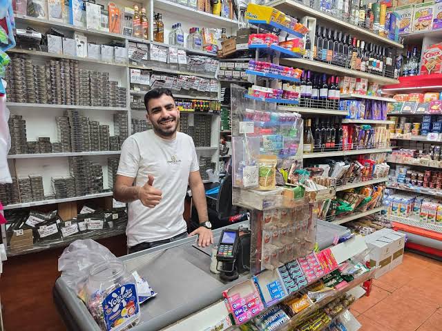 Jerusalem mini market left open on Shabbat with no theft