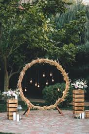 We're here to bring you another wedding diy! Wedding Decor Trends 22 Knoc Knock Diy Wedding Arch Wedding Arch Rustic Summer Wedding Decorations