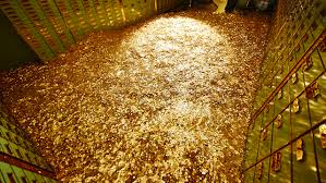 Imagine a great big pile of 8 million gold coins in a vault — enough gold coins that if the coins were water you would have a nice swimming pool. Now S Your Chance To Swim In Money Like Scrooge Mcduck Video Fooyoh Entertainment