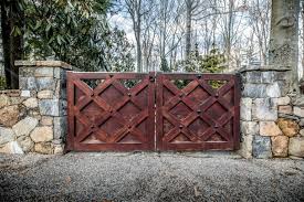 How to buy the best gate for your home or driveway, with manual and automatic, types and electronic sensors and openers. Wooden Driveway Gates Tri State Gate