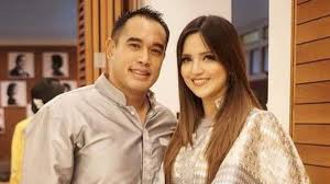 He has earned several honors, awards, and distinctions including businessman of the year by the republika daily in 1995 and the lampung award for character of economics in 2014. Lioj0tjozmoa0m