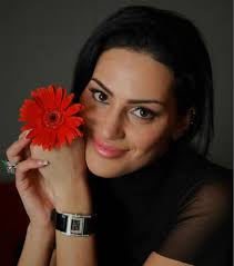 Ева Ривас, Eva Rivas