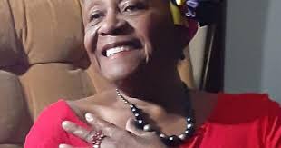 Indiana remembers 'beloved' singer, volunteer Patti Holmes