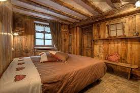 Come Arredare Una Casa In Montagna Arredamento Arredamento Baita Di Montagna Chalet Camera Da Letto