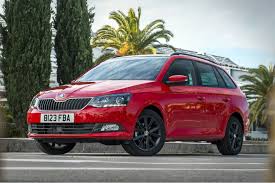 Pour aller encore plus loin, la gamme accessoires d'origine škoda peut également constituer une source d'inspiration. Skoda Fabia Estate Review Heycar
