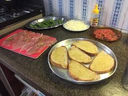 5 cloves garlic, finely minced. Receita De Brusqueta Com Presunto Parma Receitas Faceis E Rapidas