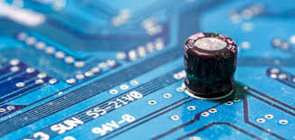 استخدامات المكثفات الكهربائية سطور