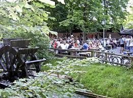 Biergarten Mühlenpark Garching - Biergärten in den Münchner Vororten