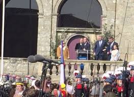 Listen to franck ferrand raconte. Retro Vendee Franck Ferrand Raconte L Histoire De L Anneau De Jeanne D Arc Au Puy Du Fou Redaction Des Sables D Olonne