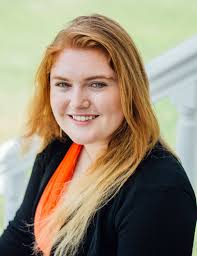 I'm sure most of you know that I'm a twin. Well, my twin Daphne Kuta is  finally graduating from UC Davis with a grand ole BS degree in geology.  Congrats D2! Let