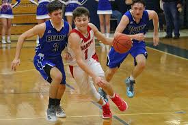 Wildcats Withstand Bears, Advance To District Finals