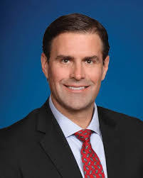 Vincent Pyle's Instagram, Twitter & Facebook