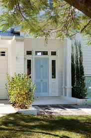 Hamptons Charm In Queensland House And Home Magazine House Of Turquoise Beautiful Doors