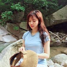 Aufrufe 84 tsd.vor 3 years. 28 ì±„ì„œì§„ Ideas Actresses Korean Actress Skirt Pic