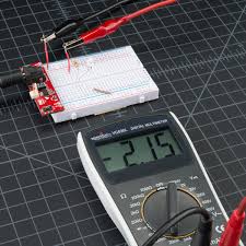 Jumlah keseluruhannya adalah 90 butir soal pilihan ganda. Multimeter Adalah Fungsi Cara Menggunakan Multimeter Studi Elektronika