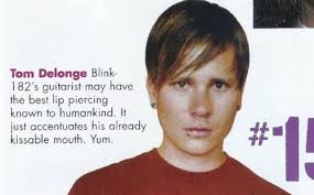 How many kids of the 00's tried to emulate the “Tom” look back in the day?  I know I did😂 : r/Blink182