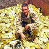 A man searches for buried treasure using a metal detector. Https Encrypted Tbn0 Gstatic Com Images Q Tbn And9gcrtya3phkclapcsv8gpgxypj3udfbneol1s9vzngken6fuj6wjt Usqp Cau