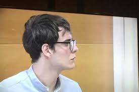 Brasileiro que matou e desmembrou quatro familiares condenado a prisão  perpétua