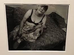 Vidas de mujeres a través de la mirada de Mary Ellen Mark · Tendencias.tv