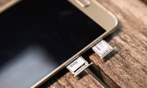 Apple akhirnya memberikan teknologi dual sim di iphone tahun 2018. Seputar Keunggulan Hp Android Dual Sim Dan Single Sim
