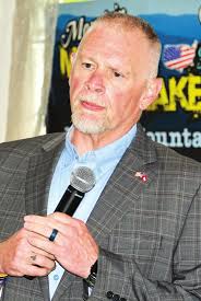 Veterans, Scouts team up to retire Old Glory