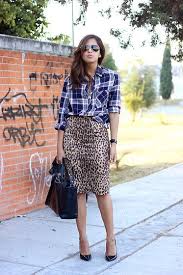 Besides… it's style, it should be fun and not put in a box. Pull Amp Bear Shirt Express Leopard Pencil Skirt Zara Bag Zara Stilettos Style Fashion Winter Fashion Outfits