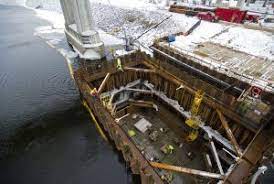 Bridges built over water are marvels of engineering no matter how shallow or deep the water may be. How Bridges Are Built Over Water Engineering Master