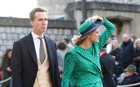 Dieses und viele weitere bücher versandkostenfrei im thalia onlieshop bestellen. See Which Royal Wedding Guest Copied Princess Diana And Sarah Ferguson S Look Hello
