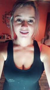 Deanne Stone's Instagram, Twitter & Facebook