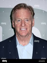 Roger bergman hi-res stock photography and images