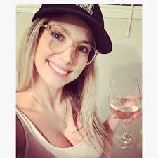 Roxane Berger's Instagram, Twitter & Facebook