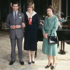 Dronning elizabeth ii silhuet med historie, berømte mennesker og mennesker. Inside Queen Elizabeth Ii And Princess Diana S Very Complicated Relationship