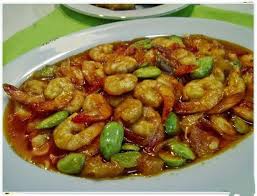 Rumah Masak Udang Masak Saus Padang Bahanya 300 G Udang Kupas Kulit Sisakan Ekor 2 Papan Petai Kupas 2 Lembar Daun Malaysian Food Food Cuisine