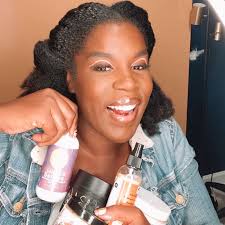 Angela Walker (@angelagonesocial) · Instagram 照片和视频