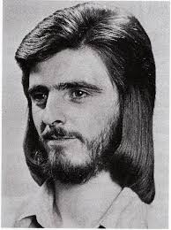 #lostdigitalsheep #photoyoutuber #1970s1970s hottest fashion (men & boys)today on lost digital sheep we check out the hottest fashion trends of the 1970s. A Gorgeous Gallery Of Ultra Chic Men S Hairstyles From The 70s Dangerous Minds