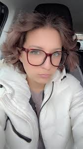 Kristin Marquardt's Instagram, Twitter & Facebook