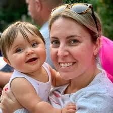 Jessica Mulroy's Instagram, Twitter & Facebook