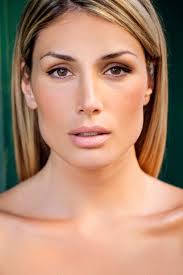 Mariana falace (model) was born on the 6th of july, 1994. Mariana Falace C D A Studio Di Nardo S R L