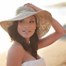 Monique Hampton (@mrshamp10)