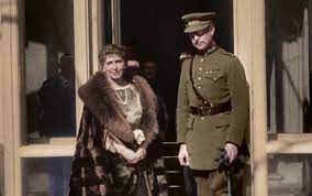 Ana maria & marian mexicanu 《oficial》. Regina Maria OmagiatÄƒ Intr Un Documentar Color Transmis SambÄƒtÄƒ Pe Pro Tv La Ora 18 Stirileprotv Ro