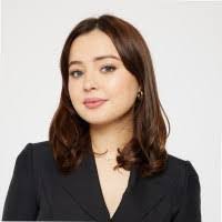 Eileen Kelly's Instagram, Twitter & Facebook